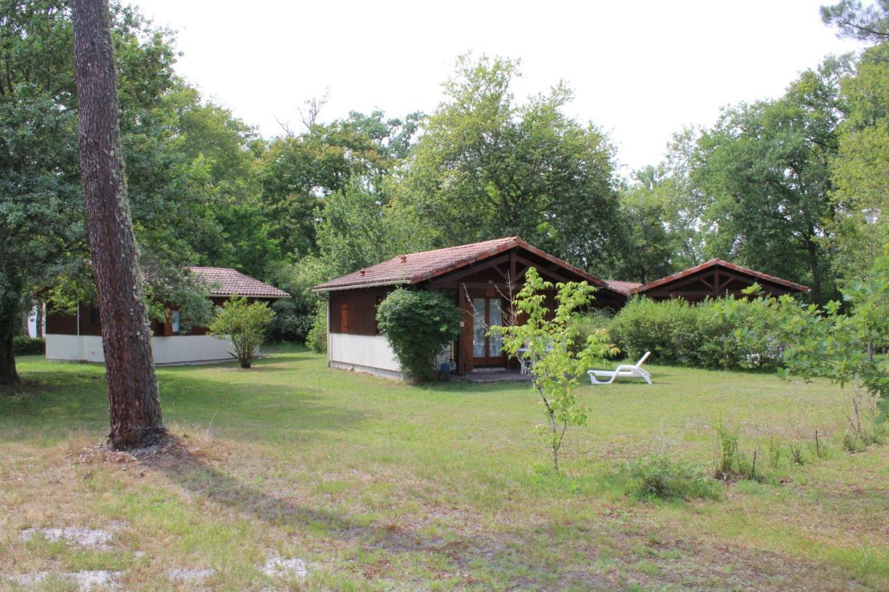Les Chalets Du Gelat, Nature Et Calme Noaillan Exterior foto