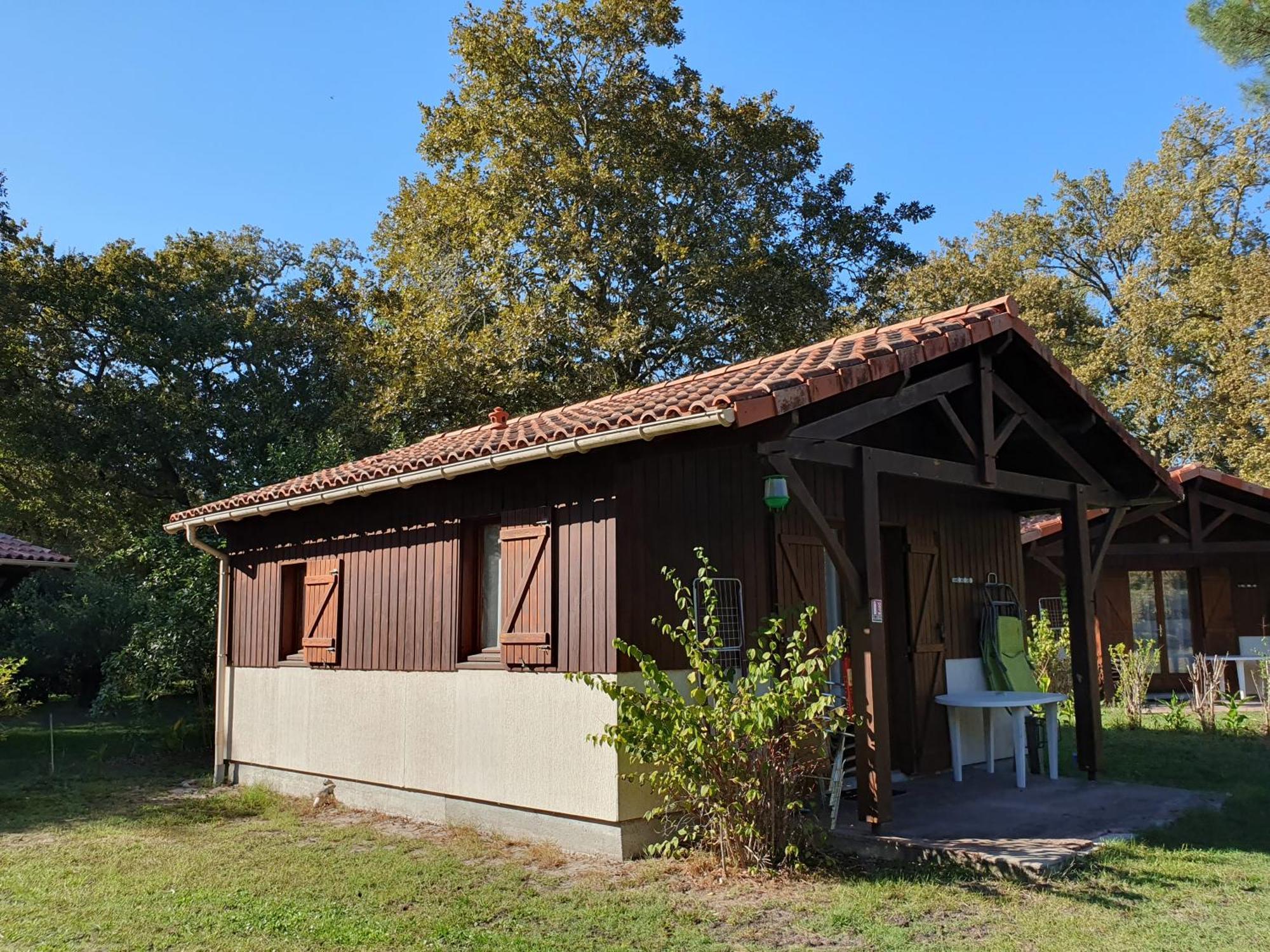 Les Chalets Du Gelat, Nature Et Calme Noaillan Exterior foto
